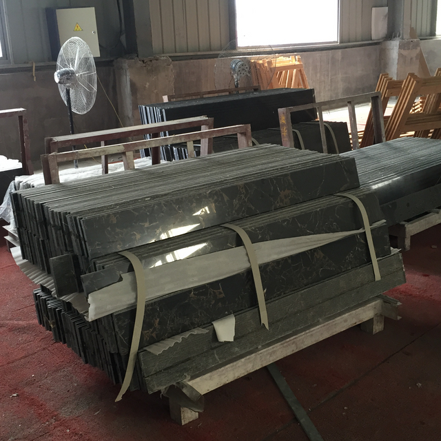 Weißer Streifen in Schwarz/ Athen schwarz mehr Farben für Baudekoration Marmorplatten erhältlich 